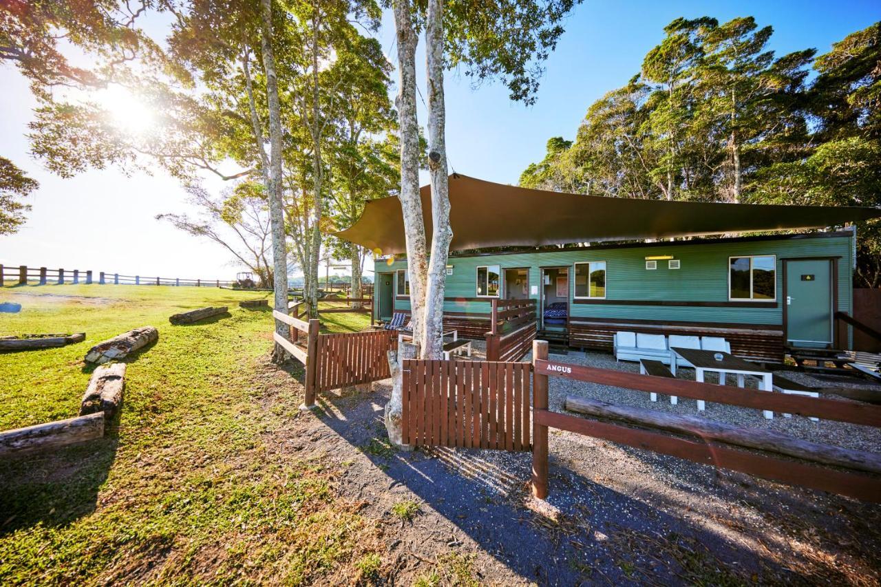 Kur-Cow Farm Escape 35 Minutes From Cairns Hotel Kuranda Exterior photo