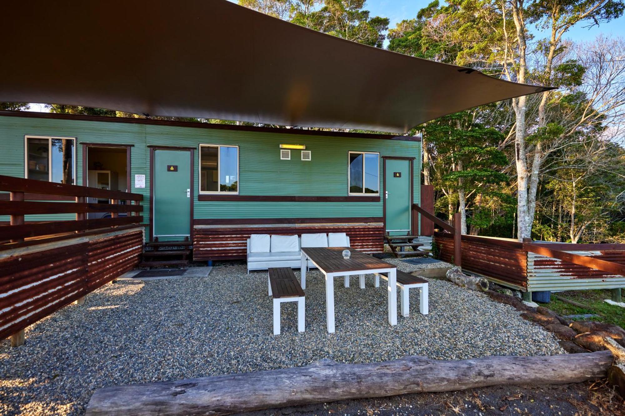 Kur-Cow Farm Escape 35 Minutes From Cairns Hotel Kuranda Exterior photo